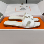 Hermès Oasis Sandals Calfskin Beige Clay