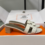 Hermès Oran Sandals for Women In Summer Quick Dry Leather