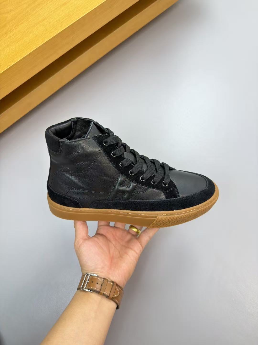 Hermès Men's Quantum Sneakers Futuristic Design Meets Timeless Craftsmanship