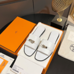 Hermès Classic Kelly Buckle Slides – Summer Essential (White )