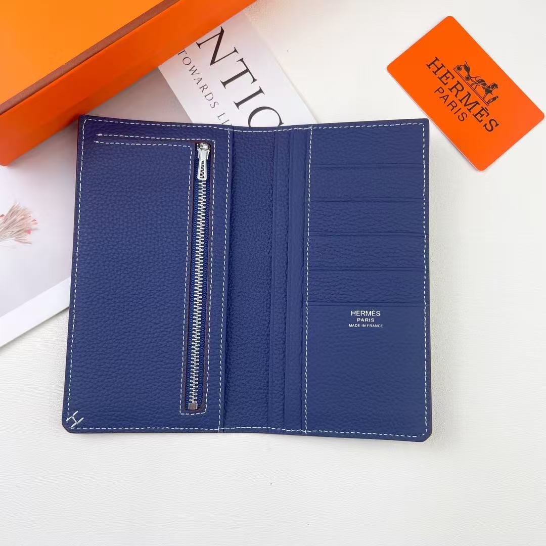 f61b47ec5a25df78e041798d40430619.jpg Hermès MC² Copernic Compact Wallet in Blue Sapphire Matte Alligator