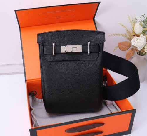 Hermès 𝐇𝐚𝐜 𝐚 𝐝𝐨𝐬