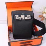 Hermès 𝐇𝐚𝐜 𝐚 𝐝𝐨𝐬