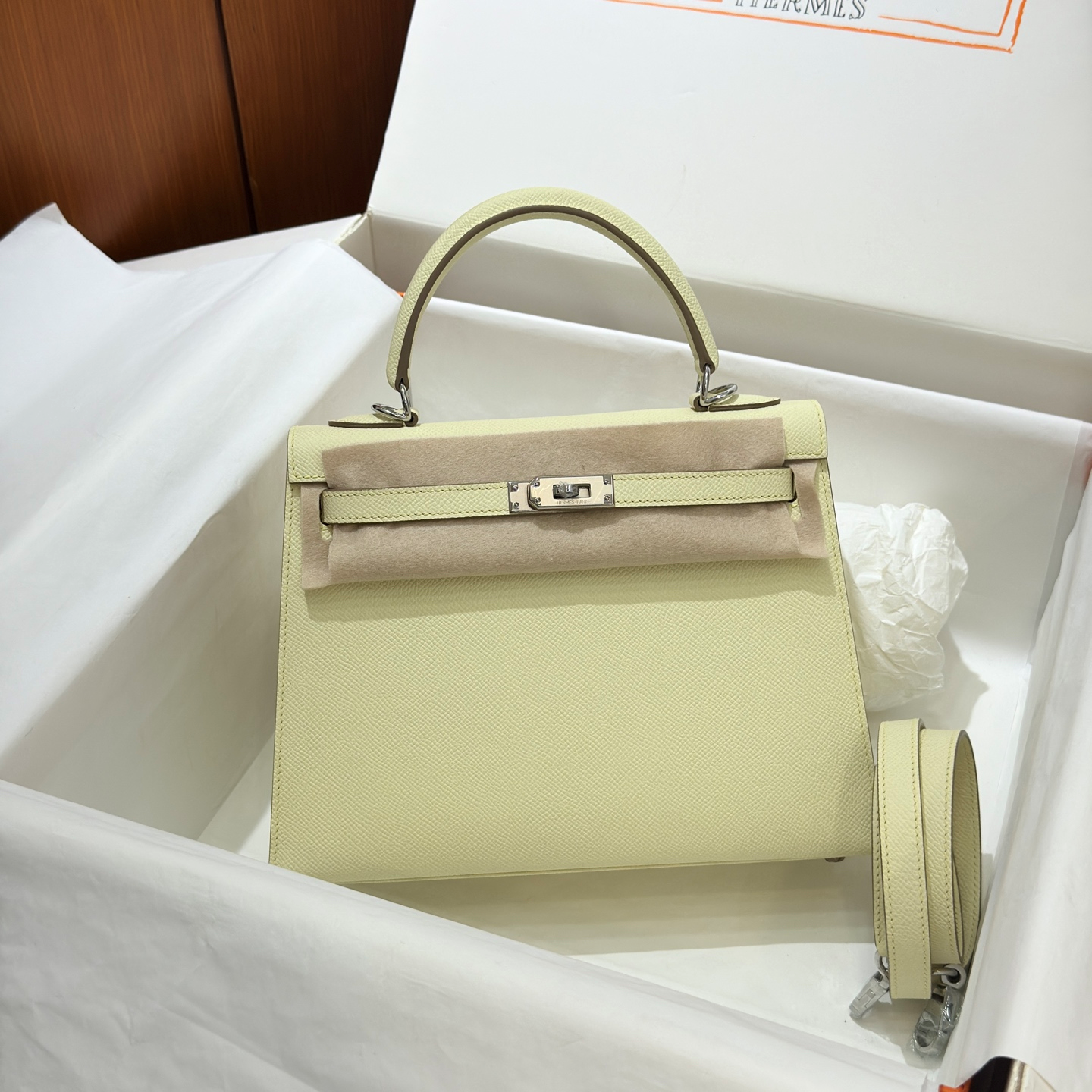 Hermès Kelly 25cm, Epsom leather, palladium hardware