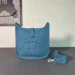 The Hermès Evelyne 23cm in denim blue
