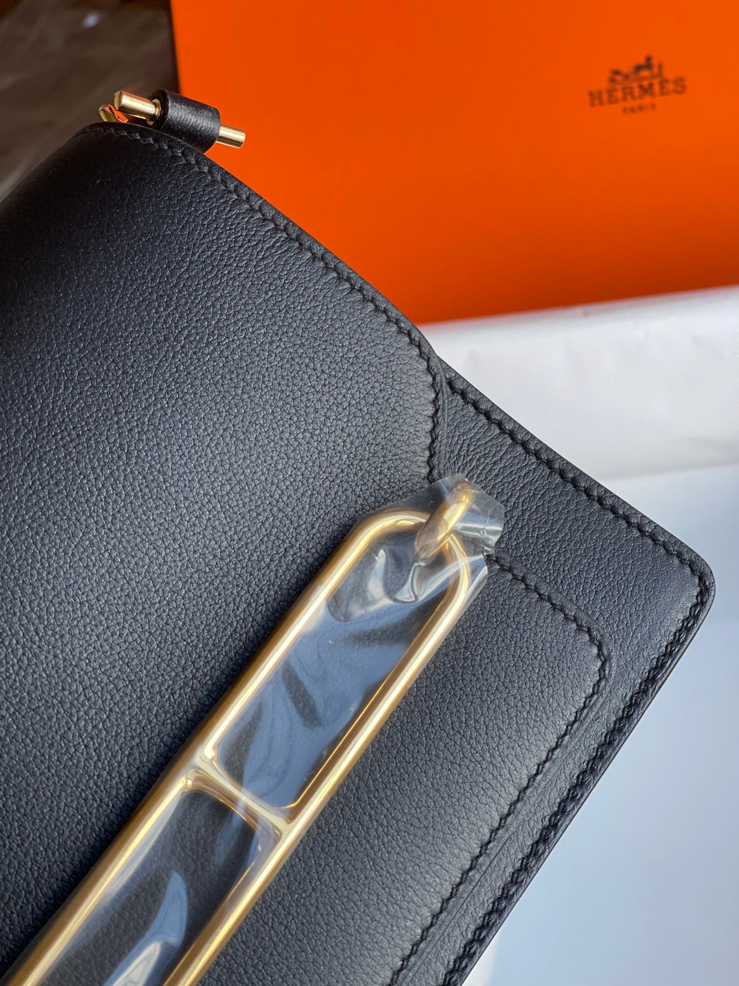 The Hermès Roulis 19cm black