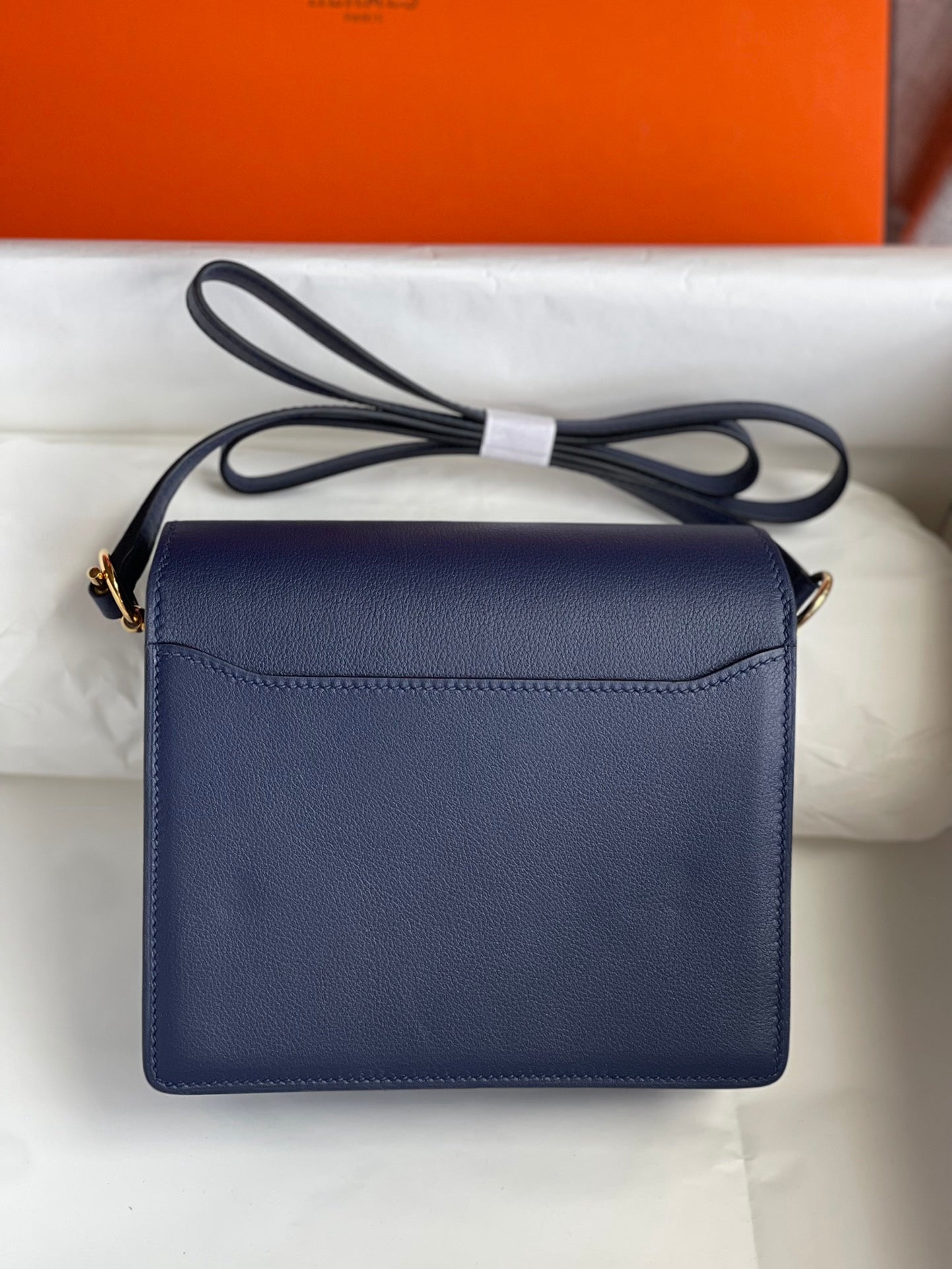 The Hermès Roulis 19cm blue