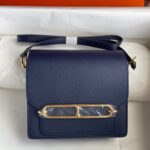 The Hermès Roulis 19cm blue
